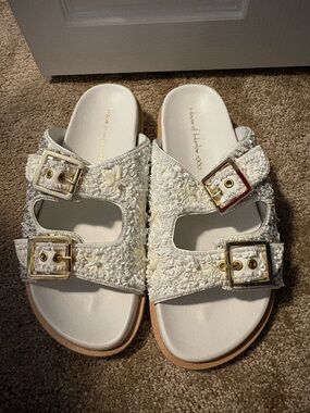 House of Harlow 1960 White Embroidered Double-Buckle Slide Sandals